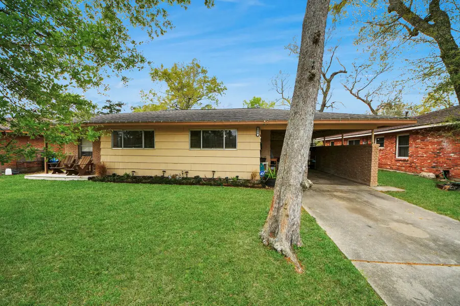 2806 Oak Drive, Dickinson, TX 77539 - #2