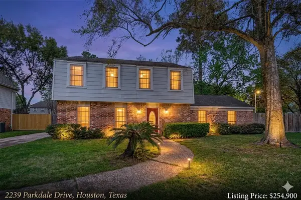2239 Parkdale Drive, Houston, TX 77339