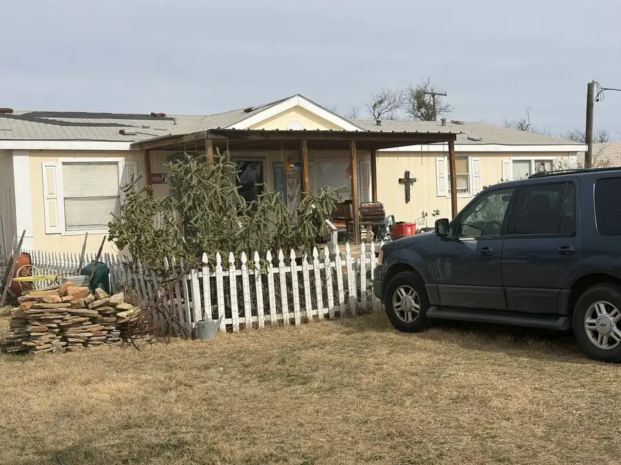 1310 W 6th Street, Breckenridge, TX 76424 - #2