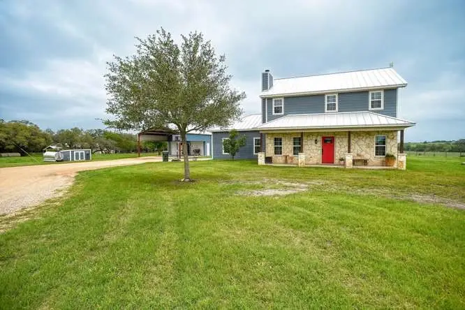 1345 E Old Hallettsville Road, Flatonia, TX 78941 - #1