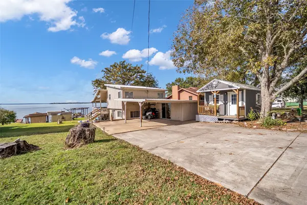 345 Sunset Shadows Boulevard, Livingston, TX 77351