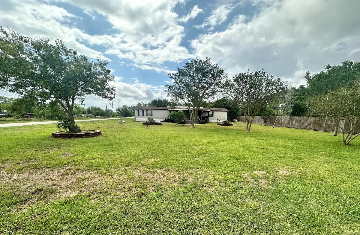 511 Crestview, Victoria, TX 77905 - #1