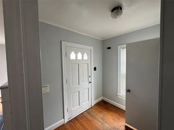 415 W Pearce Street, Baytown, TX 77520