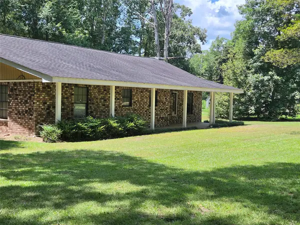 22647 Kelly Drive, Votaw, TX 77376