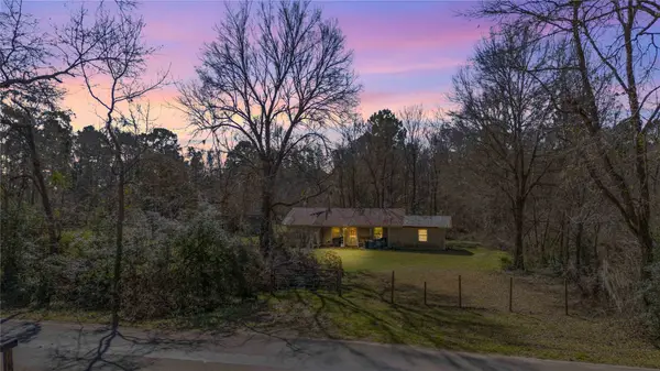 1634 County Road 2293, Cleveland, TX 77327