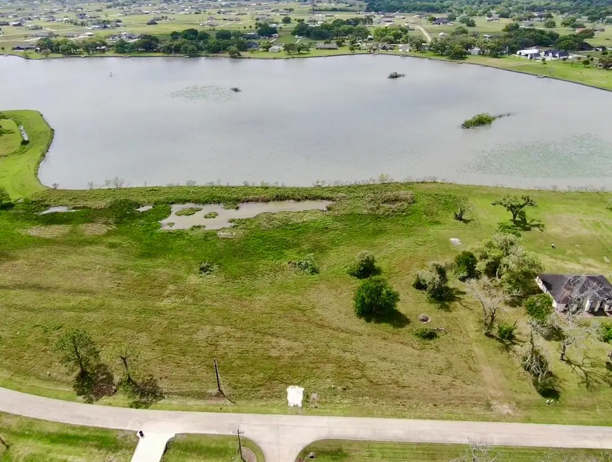 819 Bar X Trail, Angleton, TX 77515 - #1