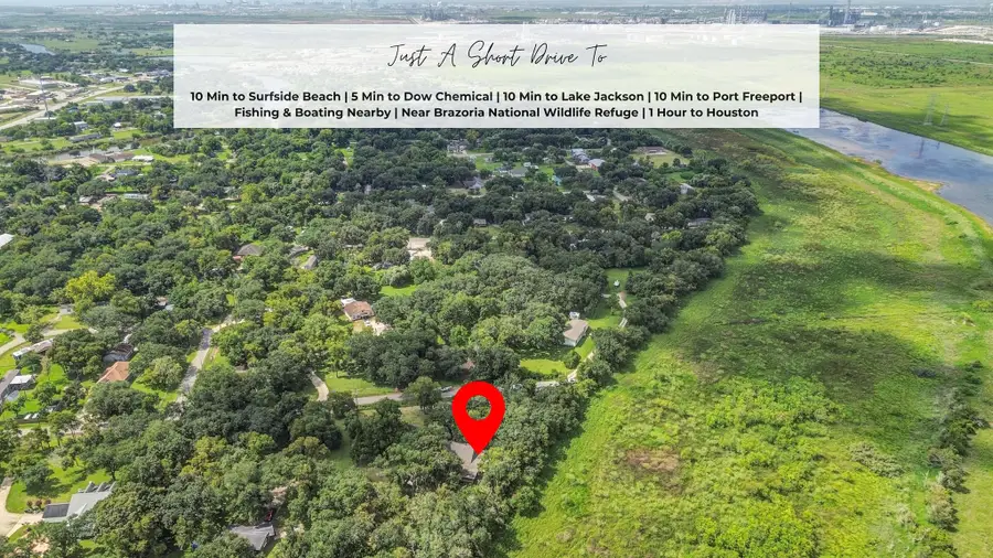 432 Robinson Road, Oyster Creek, TX 77541 - #2