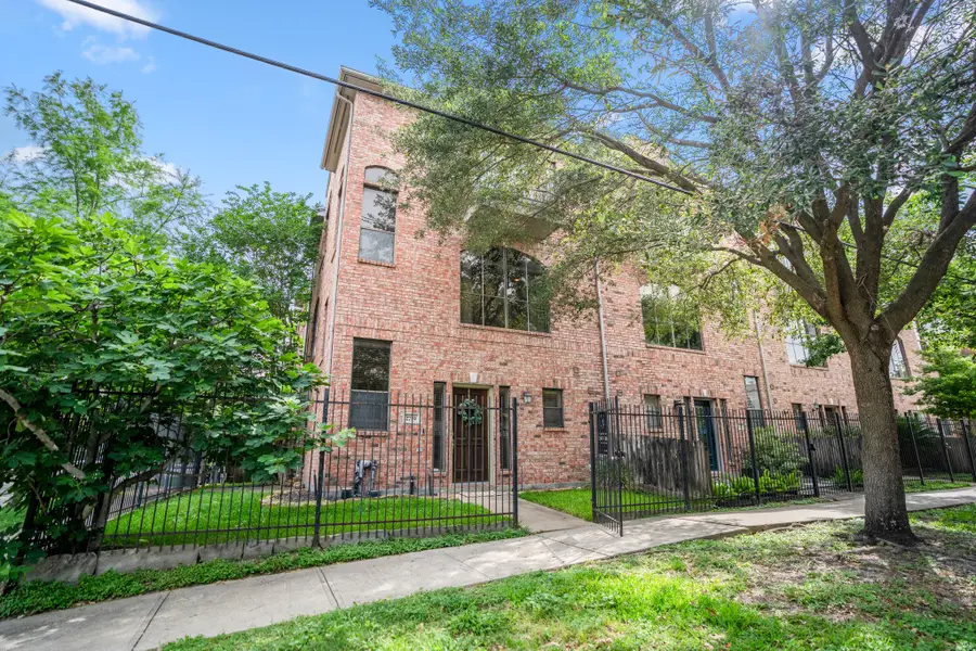 2719 La Branch Street, Houston, TX 77004 - #2