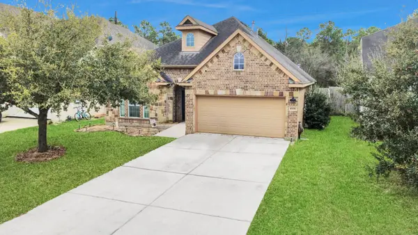 10018 Lynnwood Drive, Baytown, TX 77521