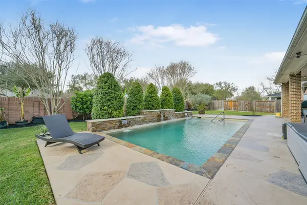 21214 Redcrest Manor Drive, Richmond, TX 77406