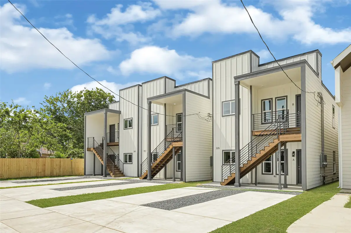 301 & 303 Bolden Street, Houston, TX 77029 - #1