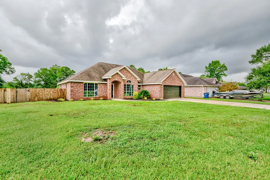 156 Corbett Street, Vidor, TX 77662 - #2