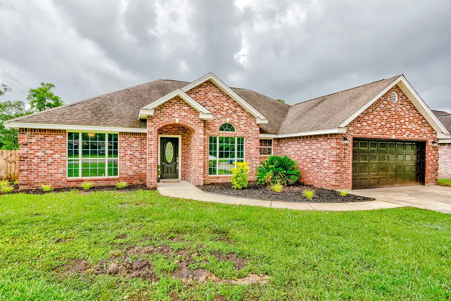 156 Corbett Street, Vidor, TX 77662 - #3