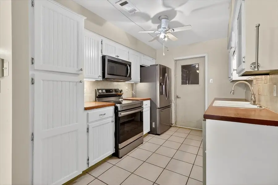 2114 Colorado Street, Kingsville, TX 78363 - Image #3