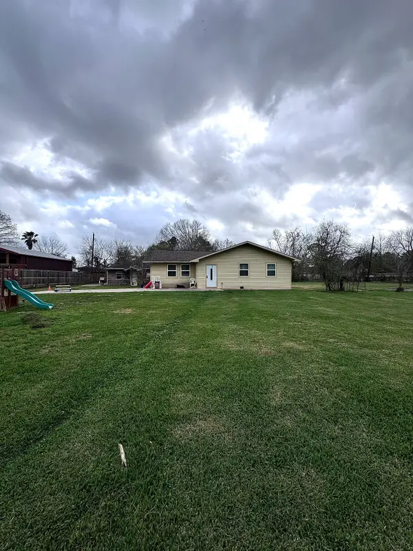 3103 Illinois Street, Fresno, TX 77545