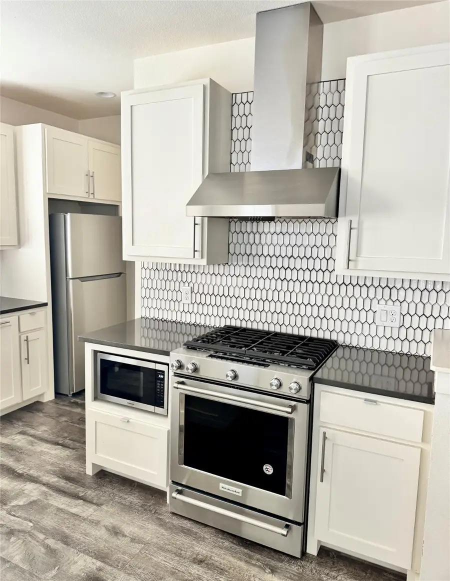 1145 N Academy Unit 2 Avenue, New Braunfels, TX 78130 - Image #3