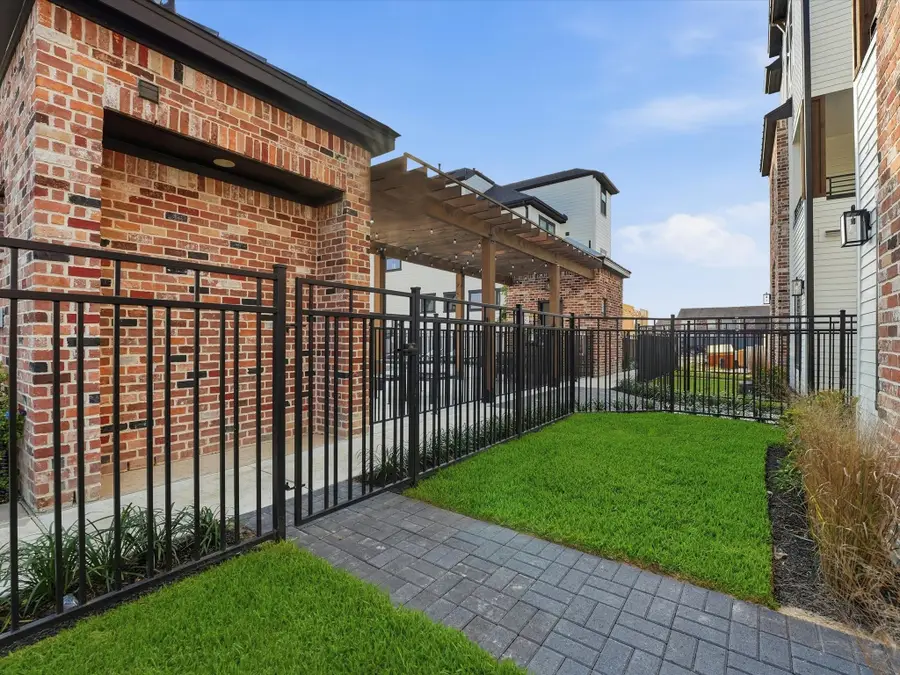 9207 Fort George Street, Houston, TX 77063 - #3