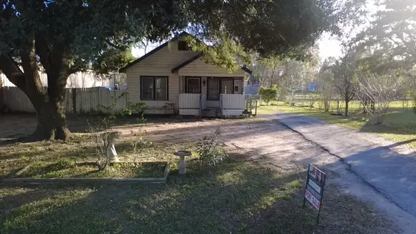 1406 Leaman Avenue, Rosenberg, TX 77471