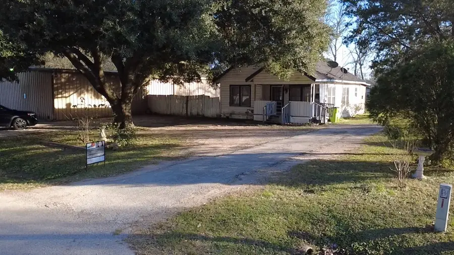 1406 Leaman Avenue, Rosenberg, TX 77471 - Image #2