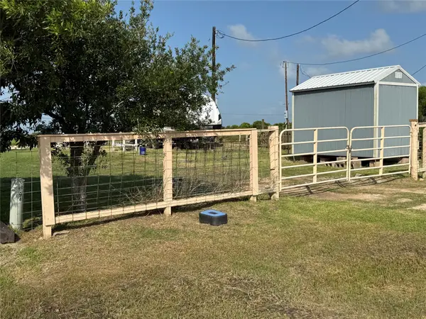 1279 County Road 299, Sargent, TX 77414