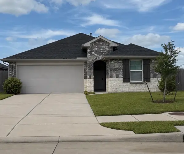 5002 Natchez Trace, Arcola, TX 77545