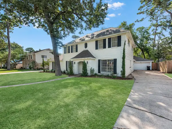711 Lodgehill Lane, Houston, TX 77090