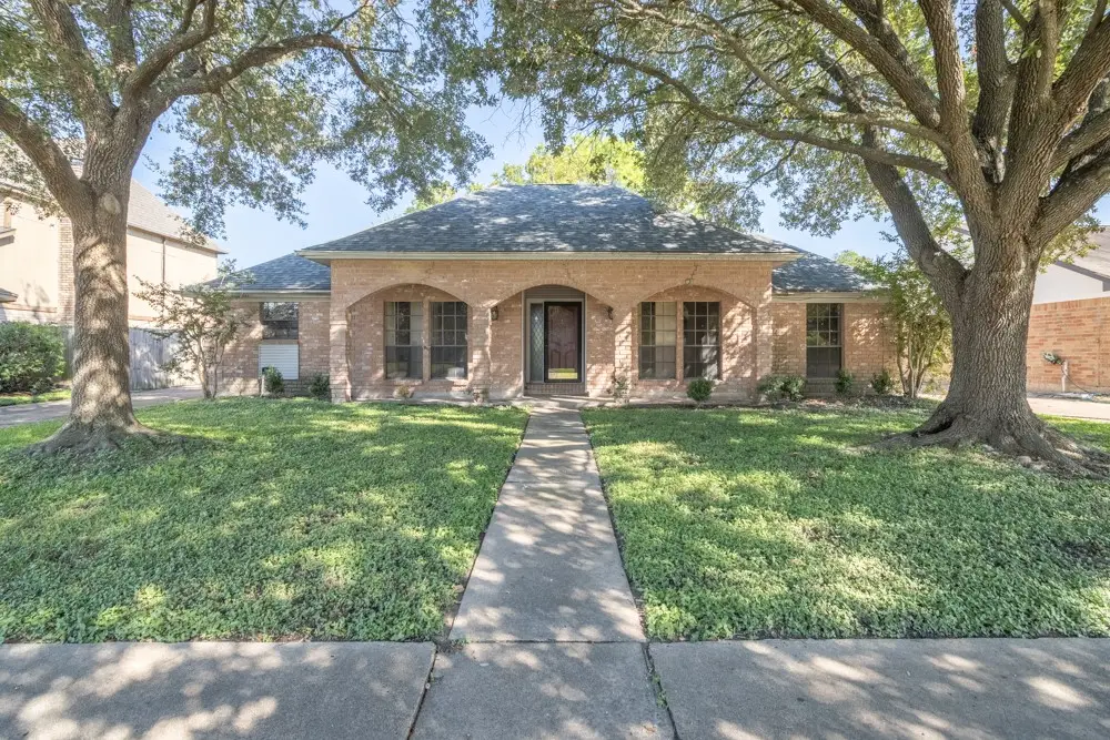 15218 La Paloma Drive, Houston, TX 77083 - Image #1