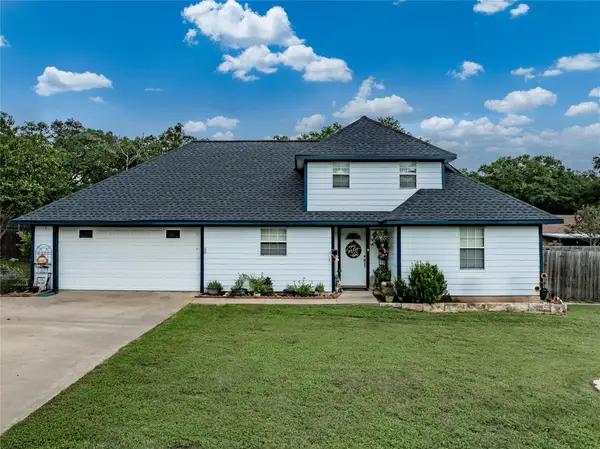 234 Park Drive, La Grange, TX 78945