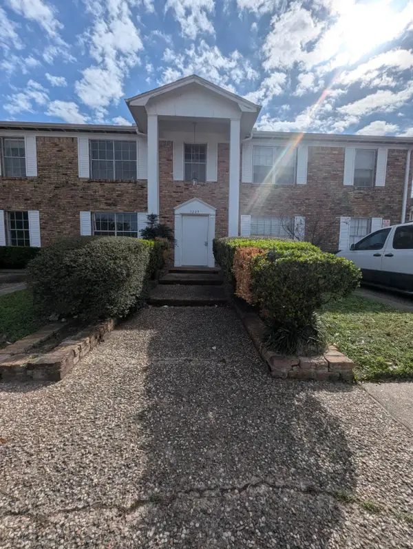 7209 Beechnut Street #A, Houston, TX 77074