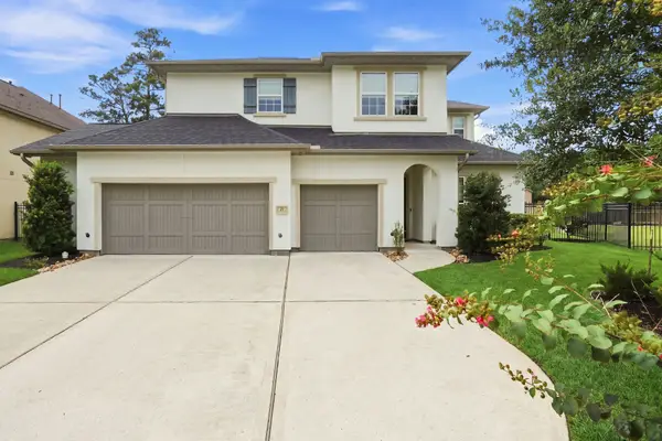 27 Gracenote Place, The Woodlands, TX 77375