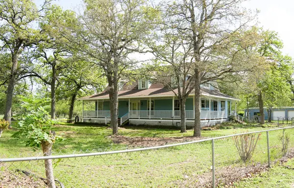 4731 Krischke Road, Schulenburg, TX 78956