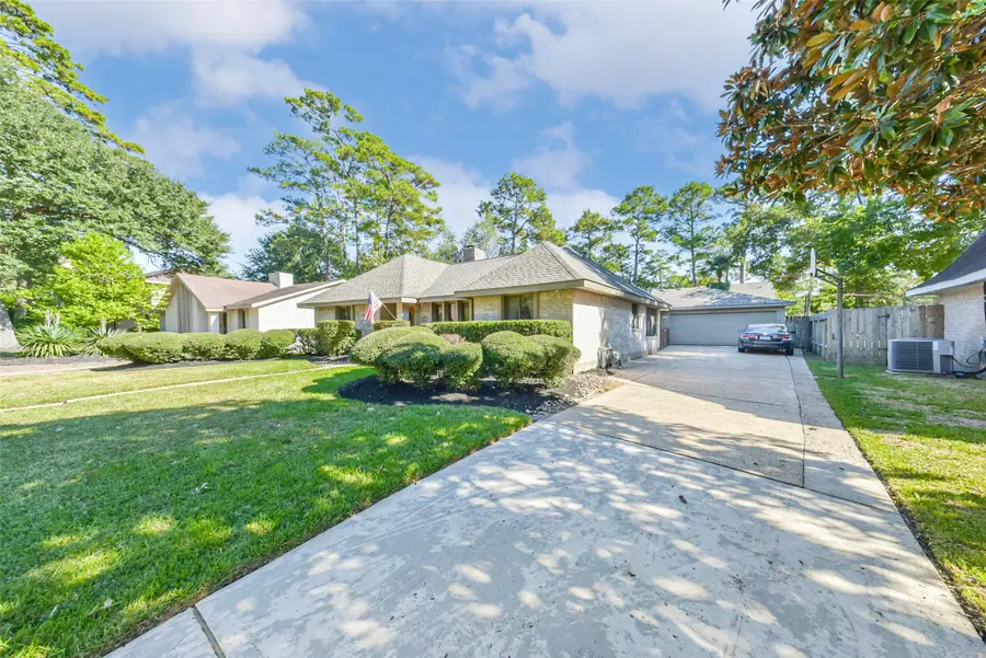 3802 Glenwood Springs Drive, Kingwood, TX 77345 - #3