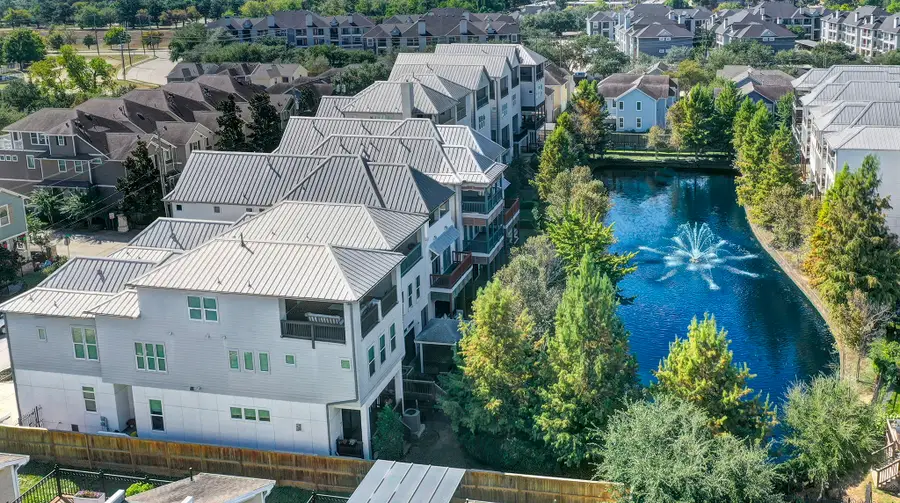 1223 W 15th 1/2 Street, Houston, TX 77008 - Image #2