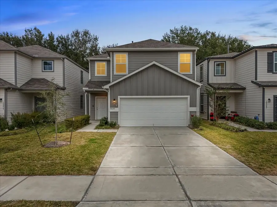 10243 Gates Mill Road, Houston, TX 77034 - Image #2