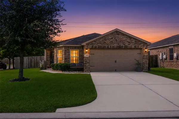 22423 Bauer Canyon Drive, Hockley, TX 77447
