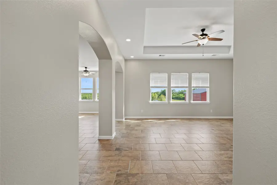 10015 S Redfish Drive, Hitchcock, TX 77563 - Image #3