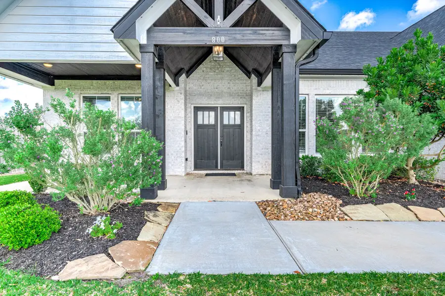 800 Greystone Lane, Angleton, TX 77515 - #2
