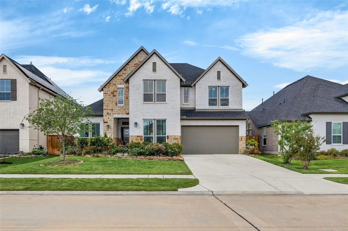 32018 Crested Knoll Court, Fulshear, TX 77441 - #1