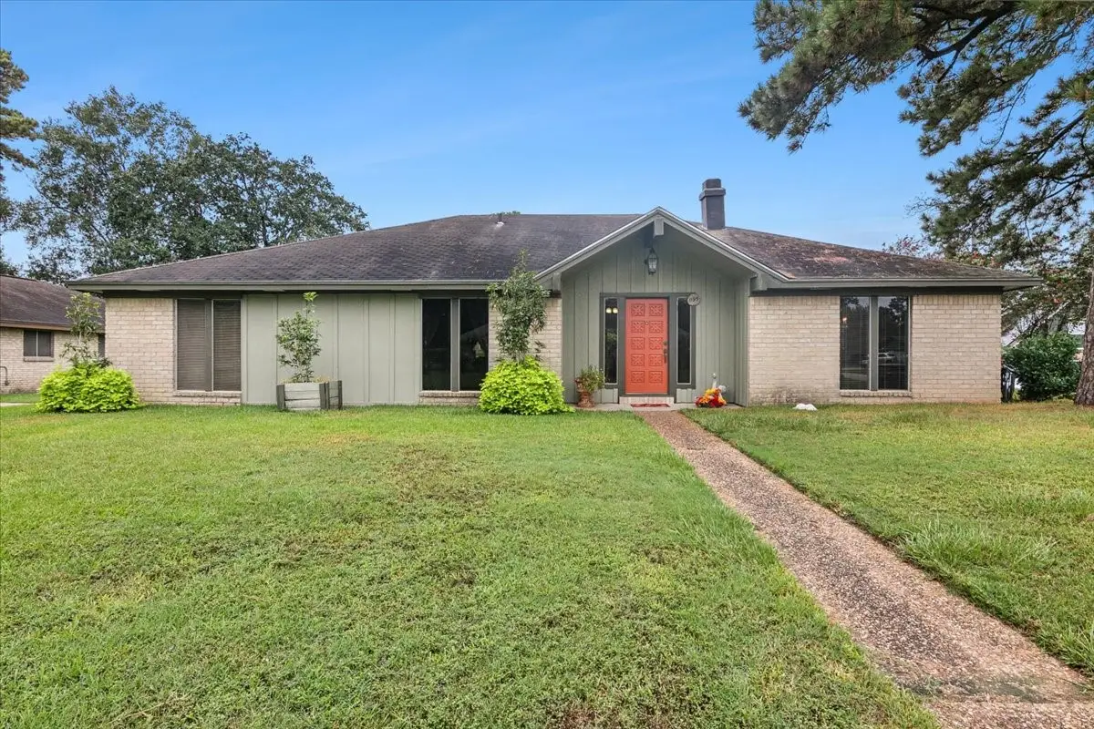 1195 Chatwood Drive, Beaumont, TX 77706 - #1