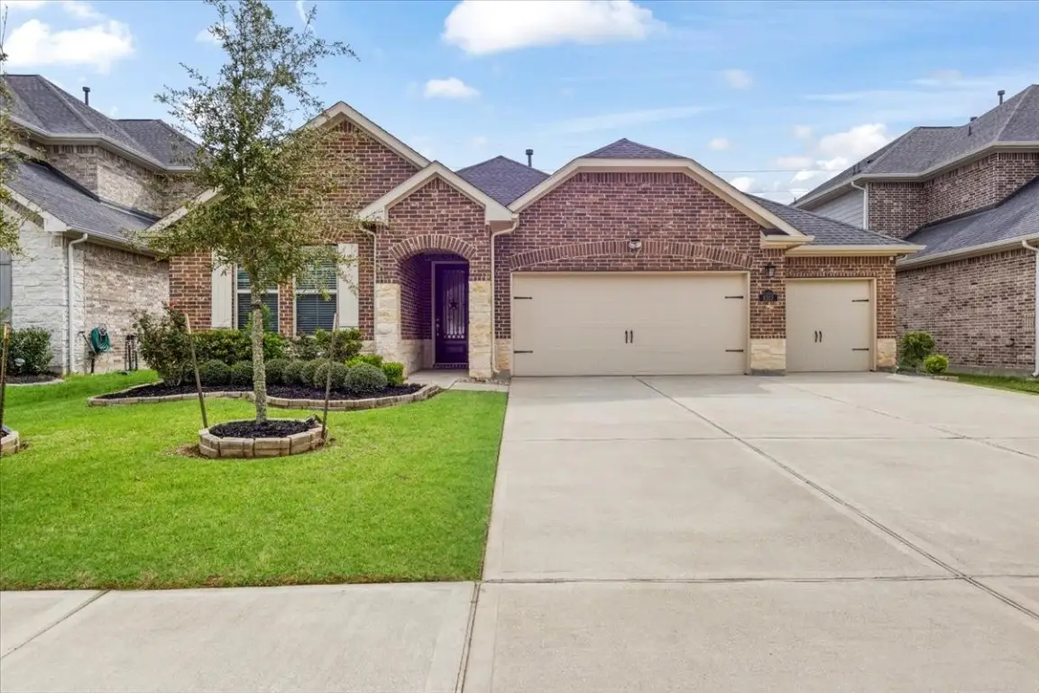 8303 Flagman Trail, Fulshear, TX 77441 - #1