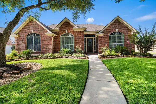 13303 Barbstone Drive, Houston, TX 77044