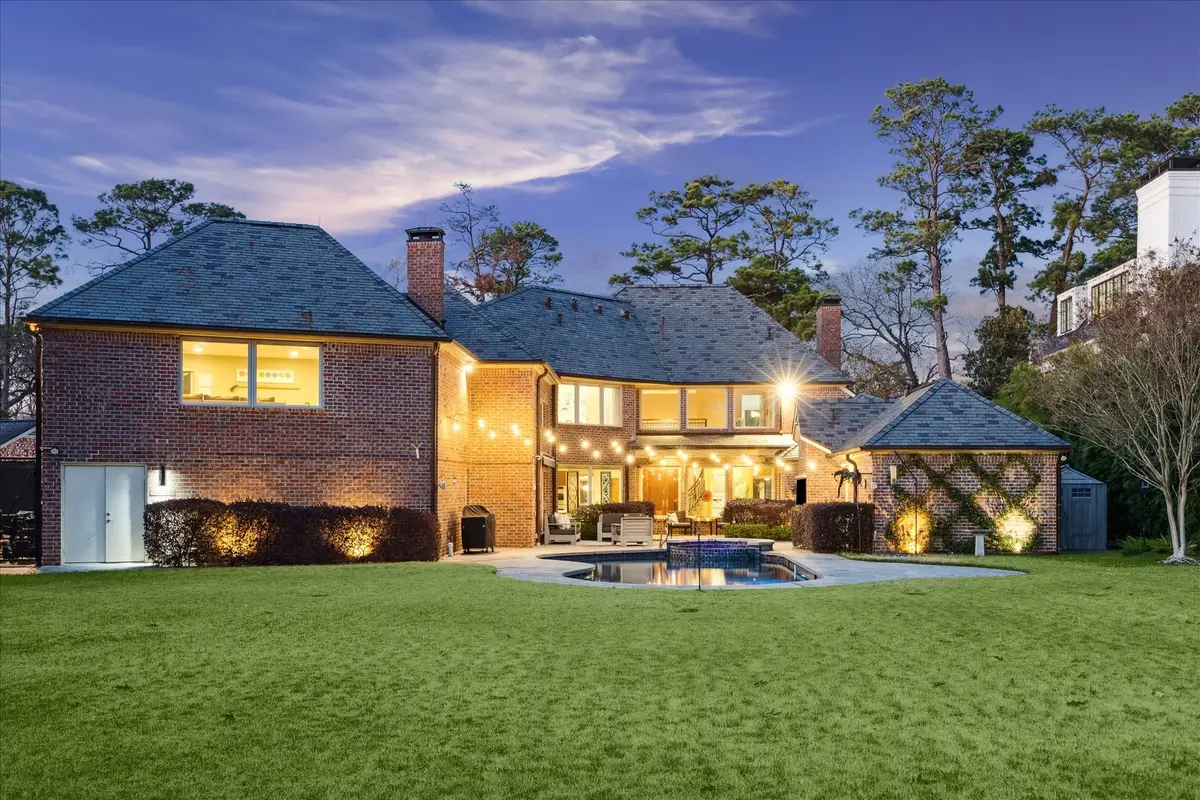 37 E Broad Oaks, Houston, TX 77056 - #1