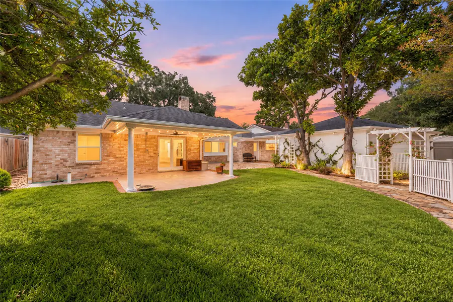 10106 Inwood Drive, Houston, TX 77042 - #2