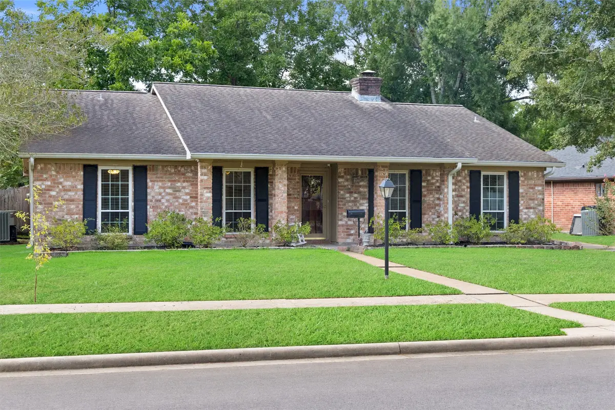 15214 Saint Cloud Drive, Houston, TX 77062 - #1