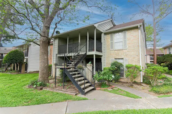 2800 Jeanetta Street #2204, Houston, TX 77063