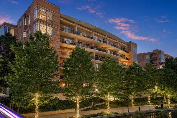 1 Waterway Court #5-B, The Woodlands, TX 77380