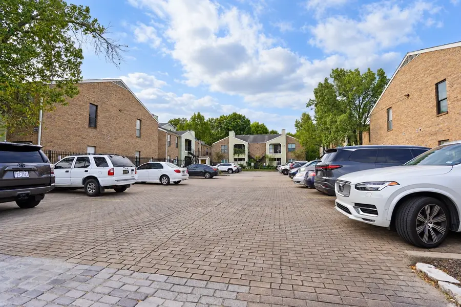 6602 Harbor Town Drive #304, Houston, TX 77036 - #3