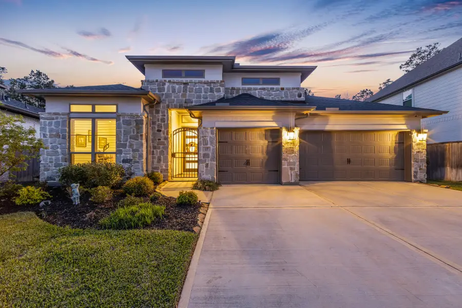 137 Sweeping Valley Drive, Montgomery, TX 77316 - #2