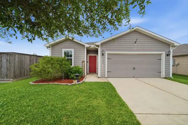 2060 Saras Way, Brookshire, TX 77423