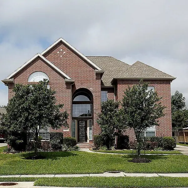 2181 Brittany Colony Drive, League City, TX 77573